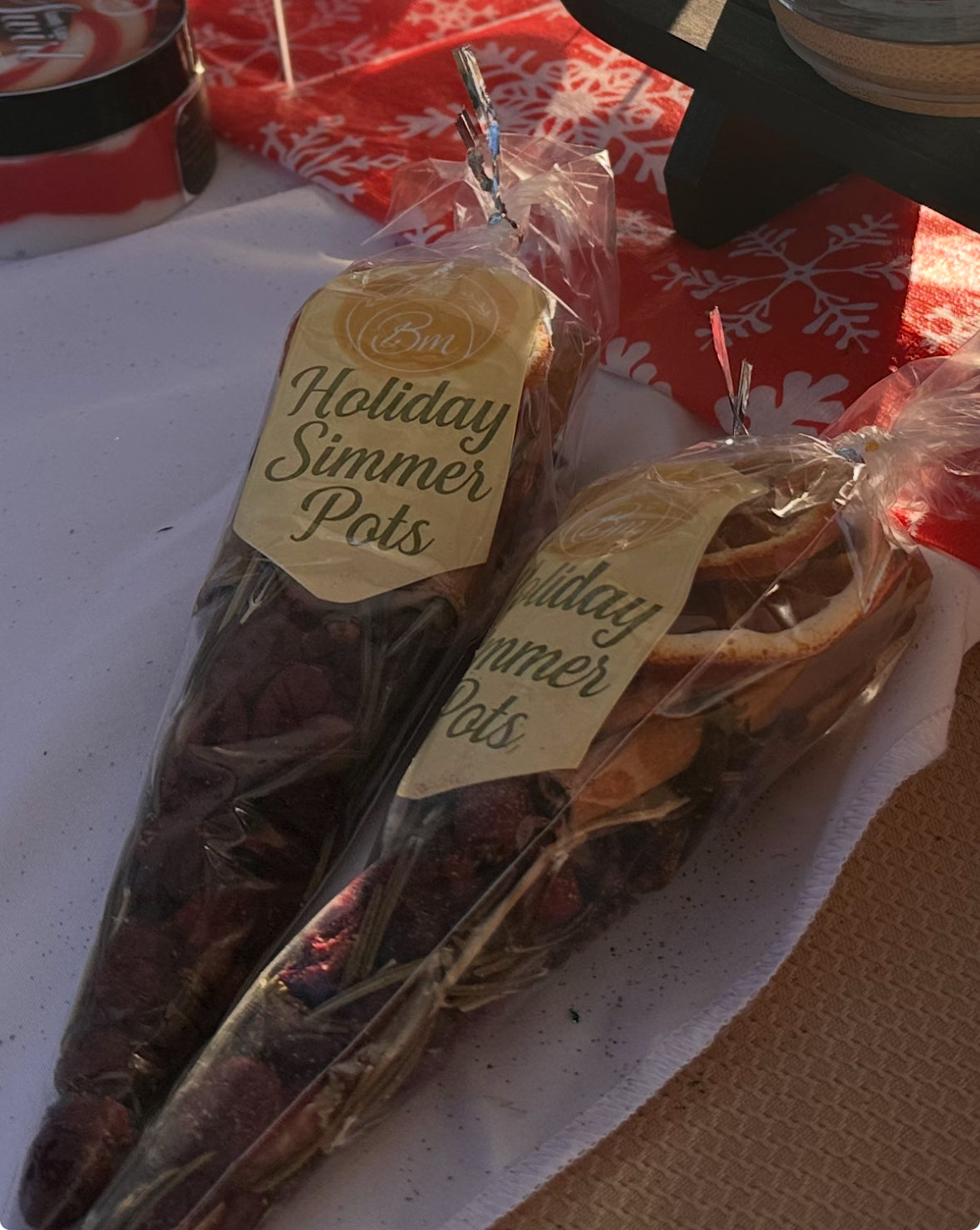 Holiday Simmer Pots (Stovetop Potpourri)